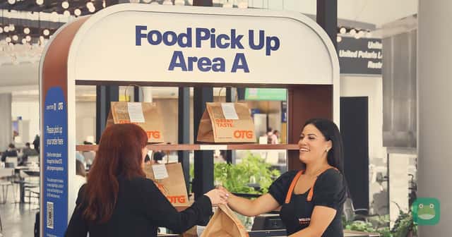 United tests ordering food in its app for pickup at the gate in Newark's Terminal C