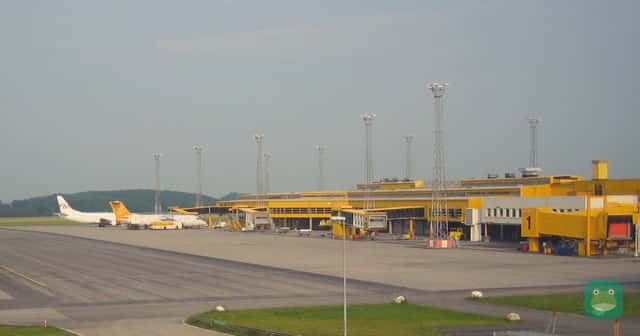 Malmö Airport, the mainland end of Brommaflyg's new route to Visby (photo from 2005)