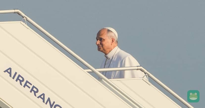 Rafale fighters escorted Air France's 'Cité du Vatican' jet carrying Pope Leo XIV
