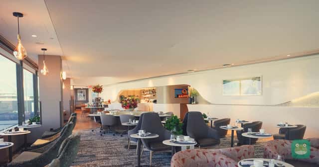 Dining and bar space in Phase 1 of the Delta One Lounge at LAX Terminal 2.