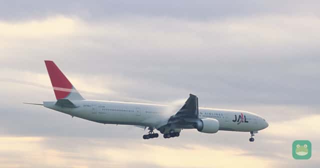 Japan Airlines Boeing 777-300ER