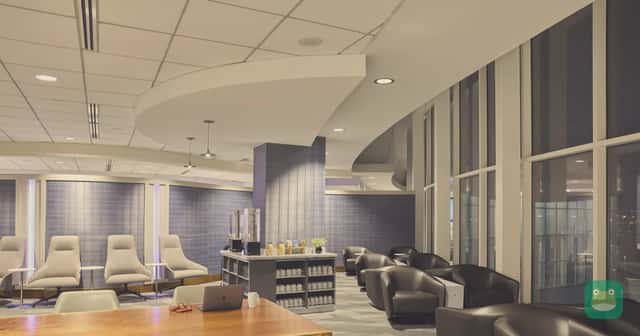 Can you pay to get into an airport lounge? Every way to buy a single visit in 2026