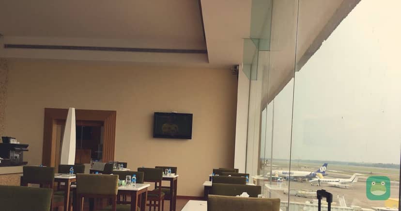 Earth Lounge, COK