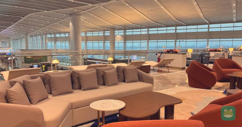 Encalm Lounge, Delhi Terminal 1 — seating
