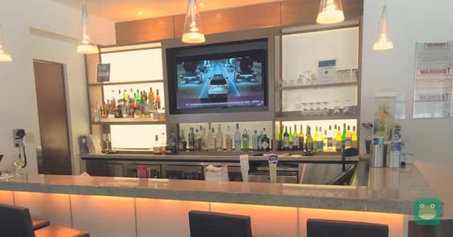 Delta Sky Club (A6), BOS