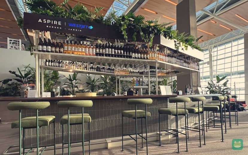 Aspire Lounge and WestJet Garden (Transborder), YYC International Terminal — garden bar