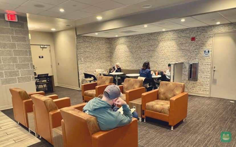 Escape Lounge, PVD Main Terminal — main seating area