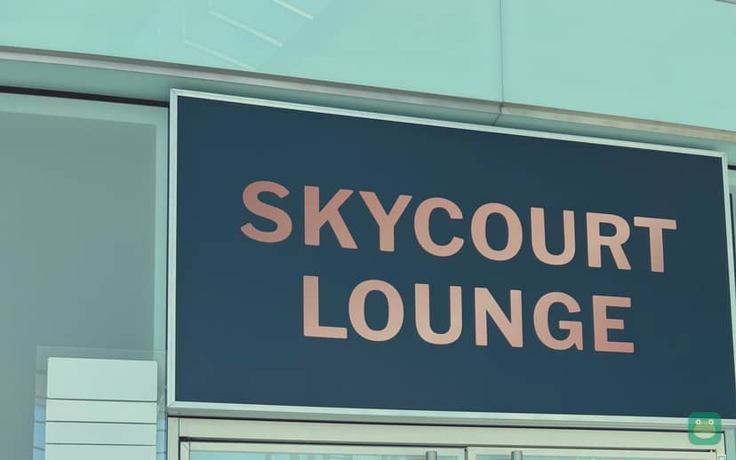 SkyCourt Lounge entrance, BUD (2023)