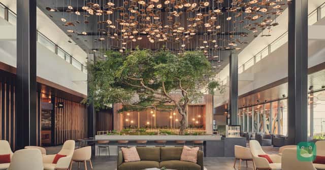 Atlanta's Centurion Lounge Is in Concourse E. Here's When the Detour Isn't Worth It