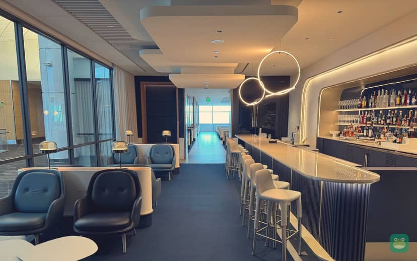 Air France Lounge, LAX Tom Bradley International Terminal — bar area