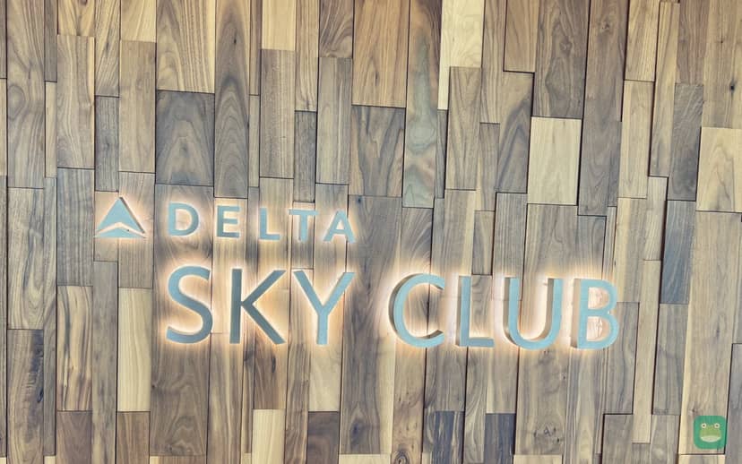 Delta Sky Club, LGA Terminal C — main seating area