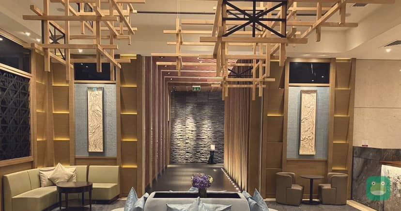 Plaza Premium Lounge (T2), LHR