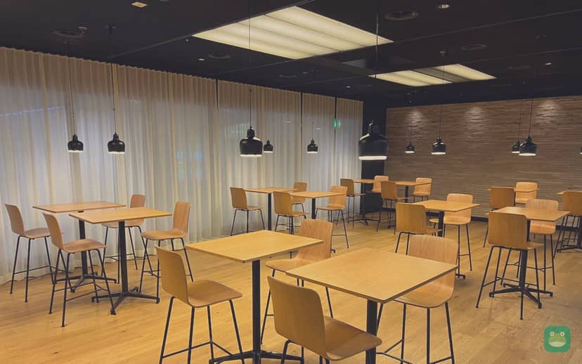SWISS Arrival Lounge, ZRH — seating