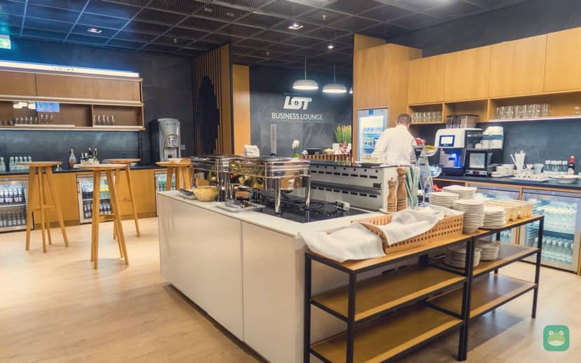 LOT Business Lounge Mazurek, WAW (2019)