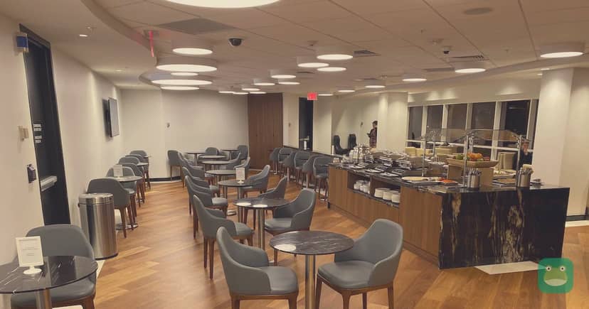 Turkish Airlines Lounge, MIA Concourse E — lounge interior