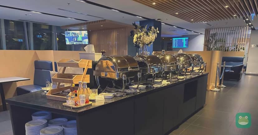 Air France-KLM Sky Lounge, BKK Concourse F — dining and buffet area
