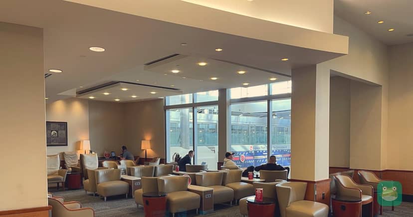 Delta Sky Club, DTW McNamara Terminal (A38) — lounge room