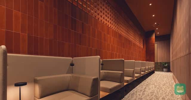 The Club LIM 2, LIM Main Terminal — seating in the new international departures lounge