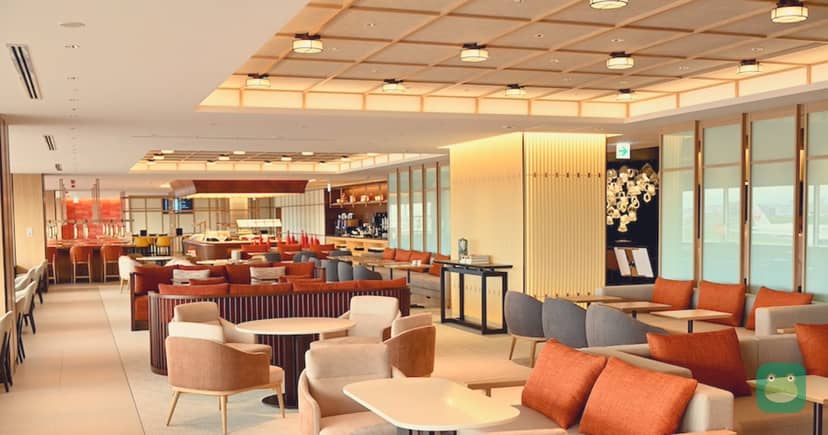 JAL First Class Lounge, HND Terminal 1 North Wing — seating in the renewed lounge