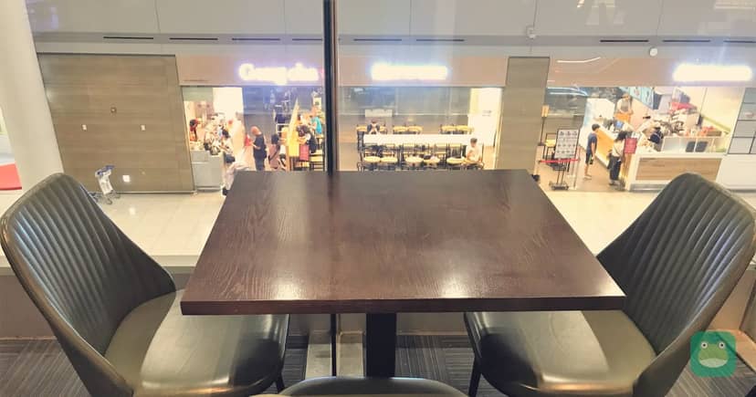 Matina Lounge West, ICN Terminal 1 — lounge interior