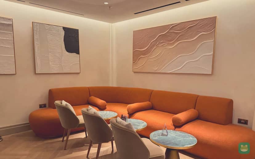 Curved sofa seating, No1 Lounge, Heathrow T2