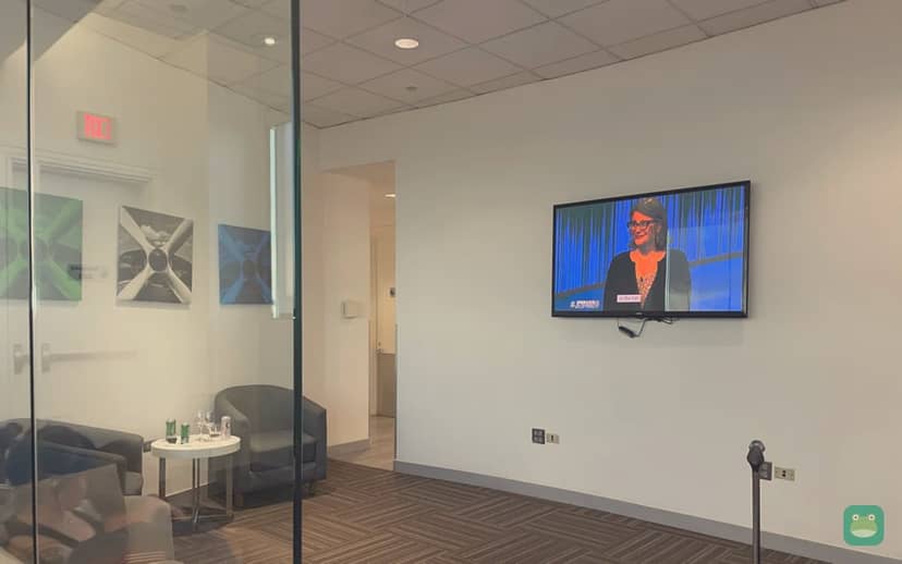 The Lounge San Juan at Terminal C, SJU Terminal C — TV lounge area