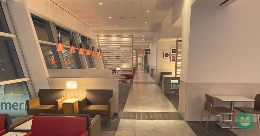 American opens Flagship Dining to business class at DFW and Miami; JFK's Chelsea Lounge stays first-only
