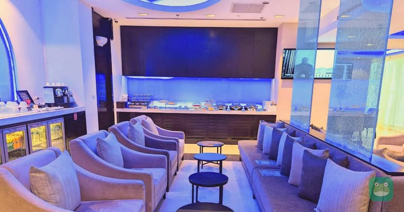 Oman Air First and Business Class Lounge, BKK Concourse E — lounge interior