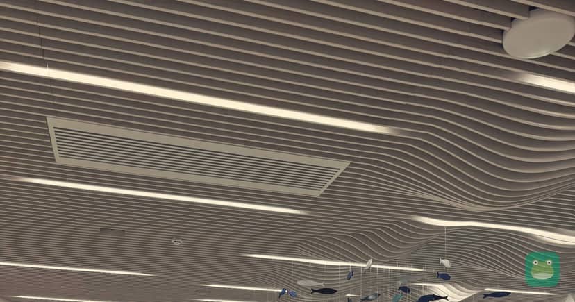 Salon Vols Union Européenne (Luberon), MRS Terminal 1 — lounge interior