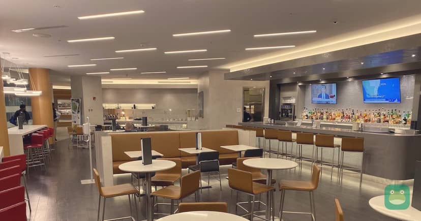 American Airlines Admirals Club (D30), MIA