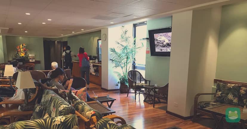 IASS Hawaii Lounge, HNL Terminal 2 — lounge interior