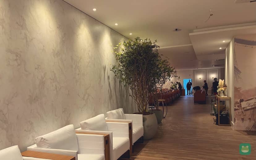 Advantage VIP Lounge (Domestic), CWB Terminal 1 — seating