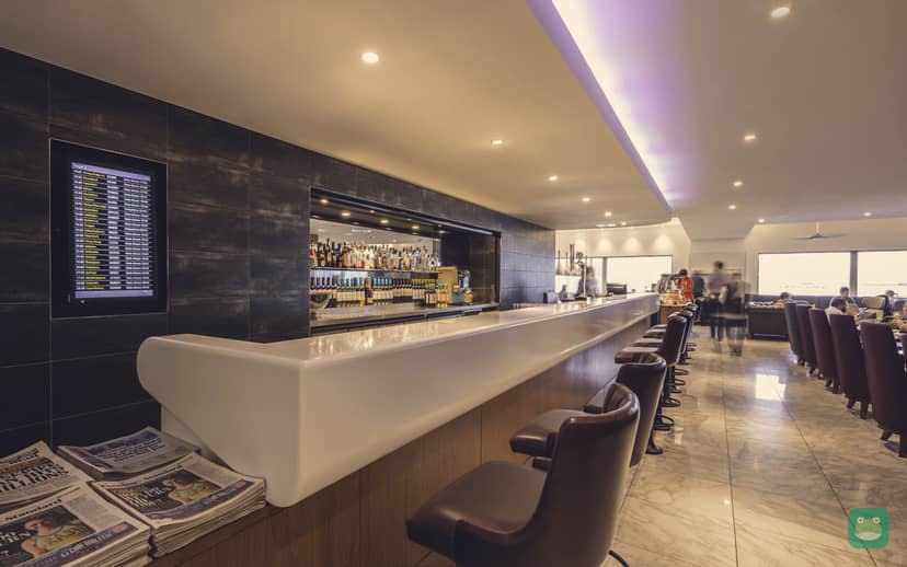 Bar, No1 Lounge, Heathrow Terminal 3