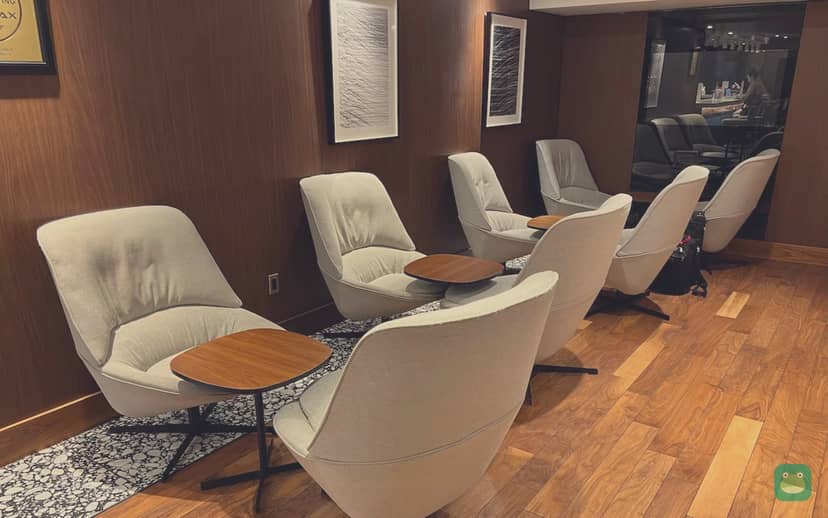 Primeclass Lounge, JFK Terminal 1 — main seating